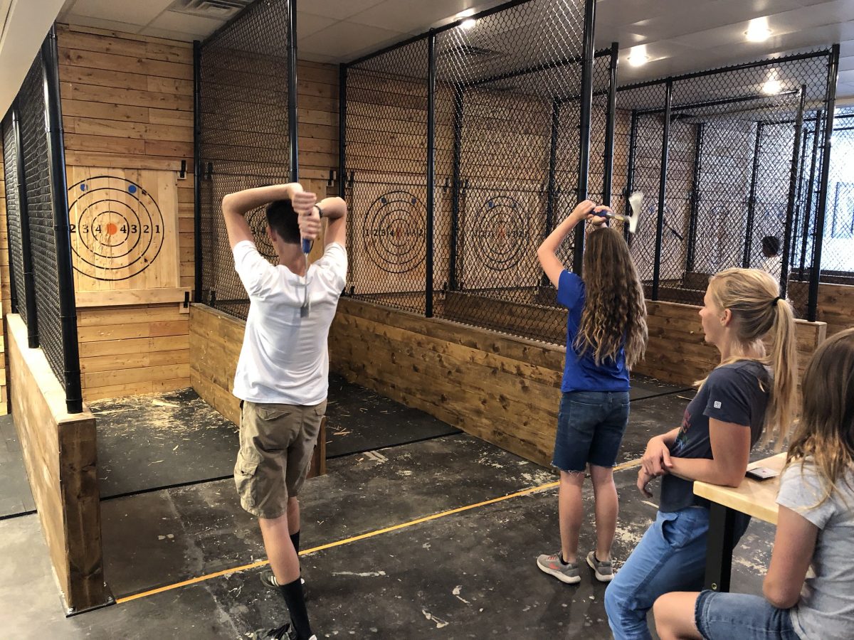 Reasons Why You Should Join An Axe Throwing League Royale Beer